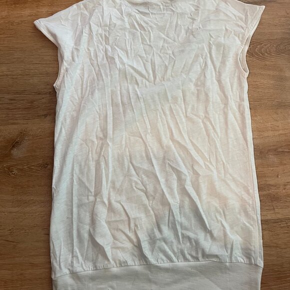 NWT White Tee Erin Gray Designs XS - Picture 3 of 3